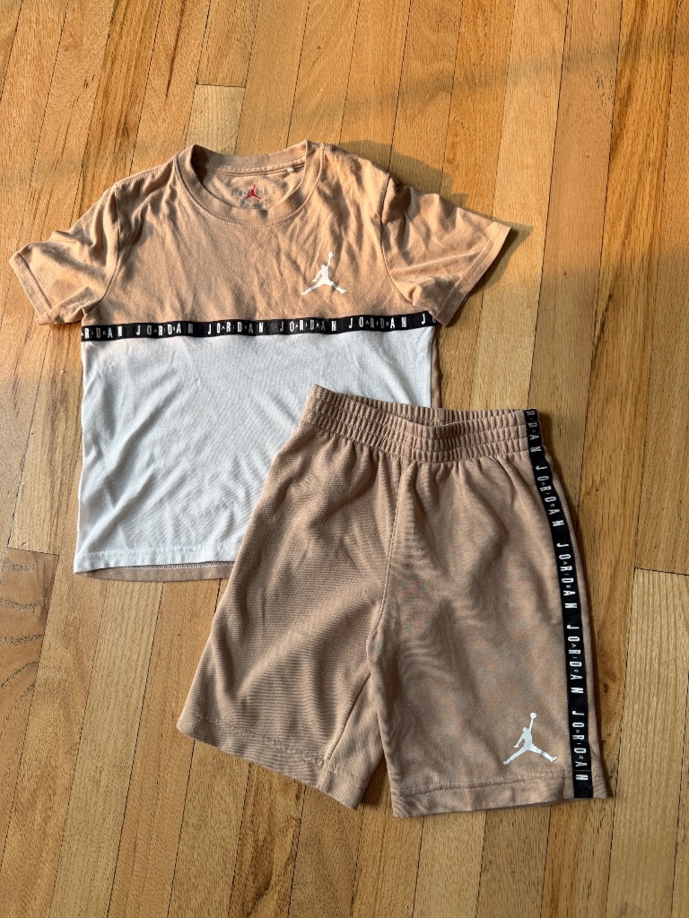 Boys Jordan short set